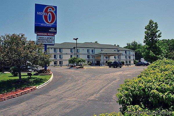 Motel 6-Columbia, Mo - East מראה חיצוני תמונה