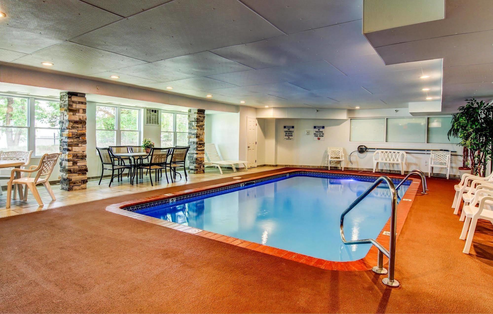 Motel 6-Columbia, Mo - East מראה חיצוני תמונה